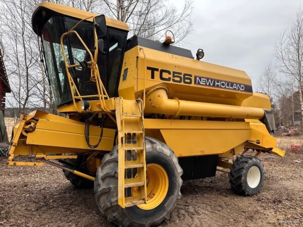 New Holland TC56 39.000€alv0 RAHOITUS/LEASING TARJOLLA! TODELLA VAHVA TC TARJOLLA! 15 JALAN PÖYTÄ 1993