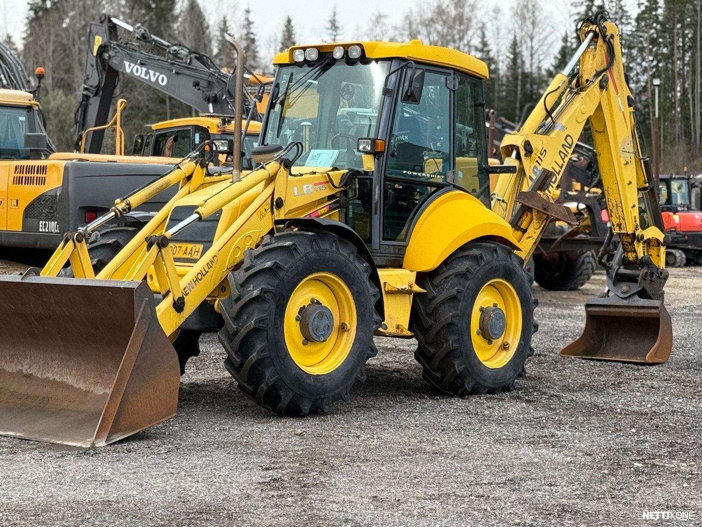 New Holland LB115 4PS 28.000€alv0 RAHOITUS/ LEASING TARJOLLA! JATKOPUOMILLA* LUISKAKAUHA* SIISTI KONE! 2001 - Image 32