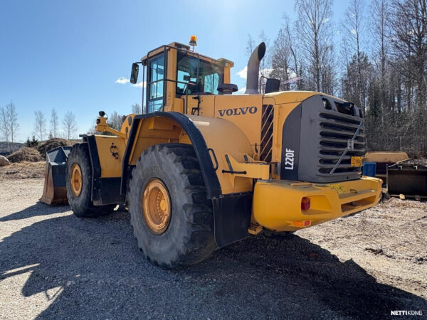 Volvo L 220 F 65 000 alv 0 % *rahoitus/leasing* 2010 - Image 3