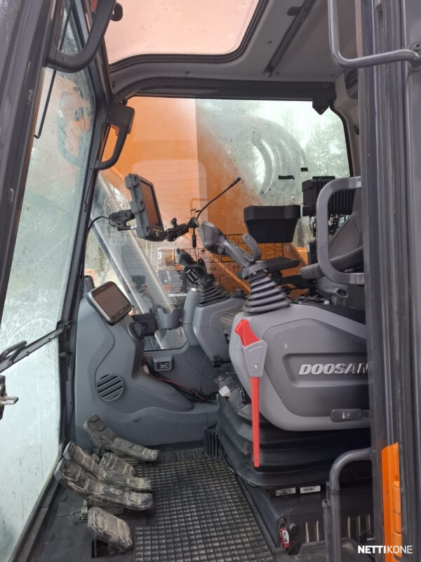 Doosan DX235 LCR-7 175.000€alv0 RAHOITUS/LEASING TARJOLLA! SIISTI DEVELON! VAIN 2450H* NOVATRON 3D* ENGCON OILGUICK 2022 - Image 14