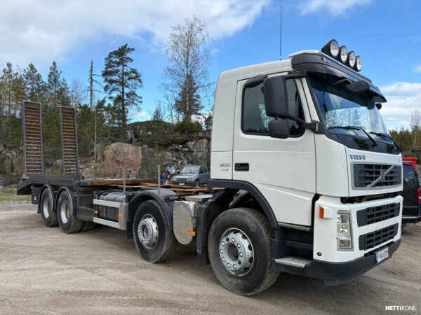 Volvo FH13 400 *Rekisteröity poravaunukäyttöön / työkoneeksi* 2009 - Image 4