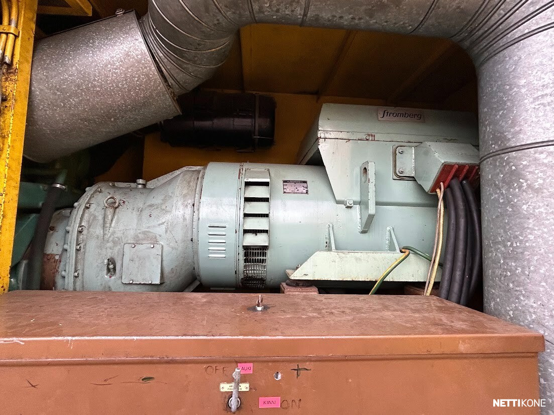 Strömberg **MYYTY**250kVa Generaattori Scanian DS14 V8 moottorilla 1979 - Image 18