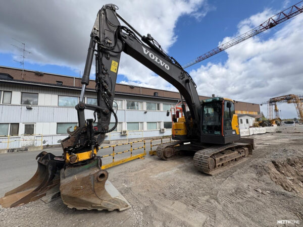 Volvo ECR 235 EL + Leica 3D 93500 alv 0 %*Rahoitus/Leasing tarjolla* 2016 - Image 3