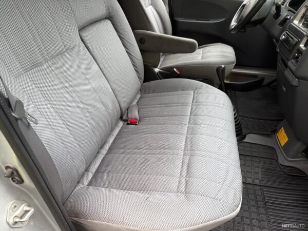 Toyota Hiace 2.5 D-4D 4x4 PITKÄ RAHOITUS TARJOLLA 0€ KÄSIRAHALLA! SIISTI HIACE!! 2008 - Image 15