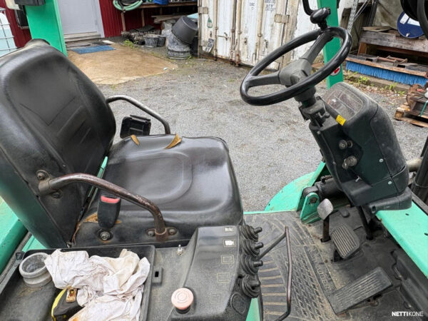 Mitsubishi FG 30 K *Kaasu/Diesel* 7600 alv 0 % *Rahoitus tarjolla* 2002 - Image 14
