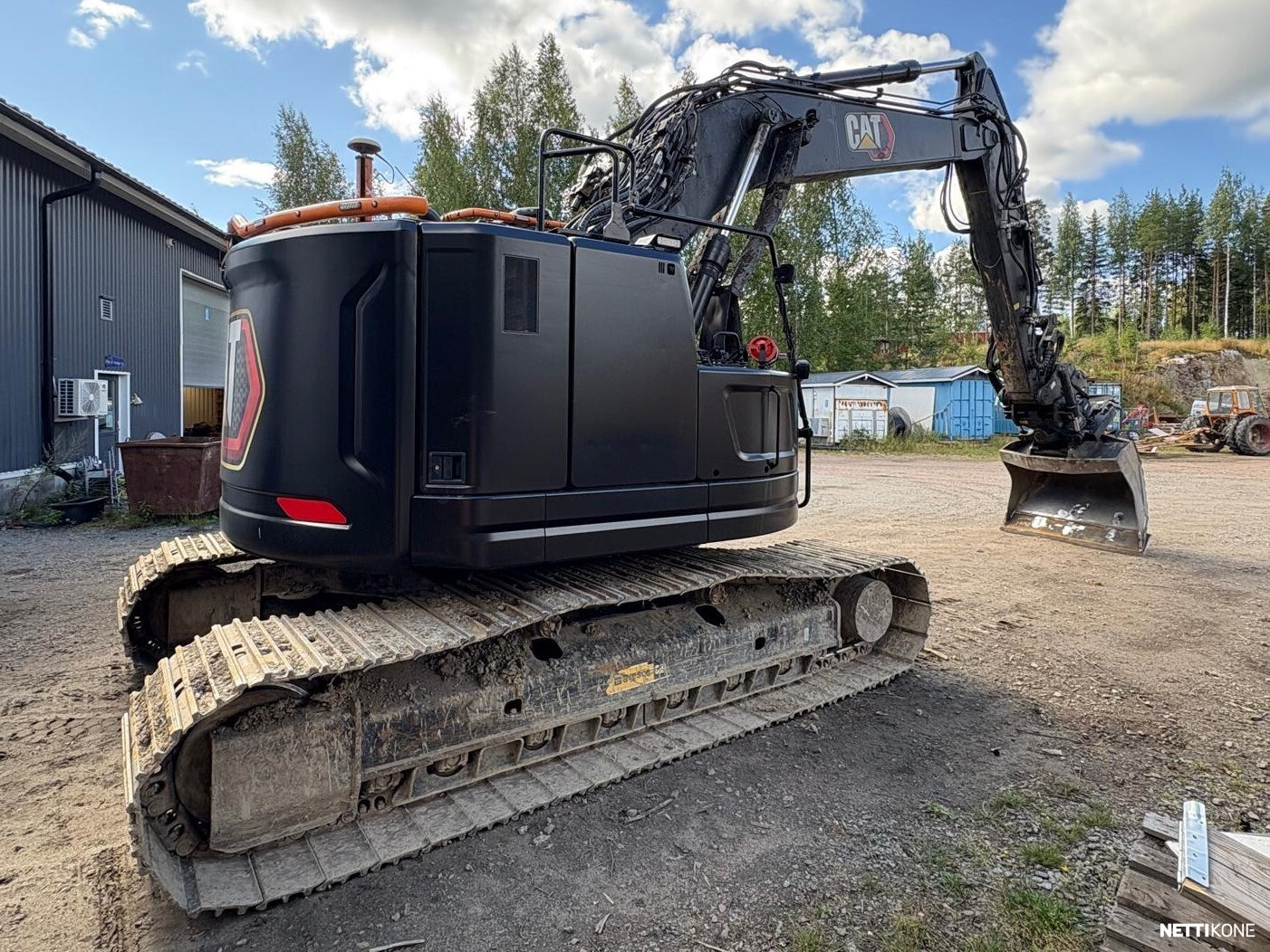 Caterpillar 325 215 000 alv 0 % *Rahoitus/Leasing tarjolla* *Novatron 3D* *Rototilt R8+Pihti* *3-kauhaa* 2023 - Image 3
