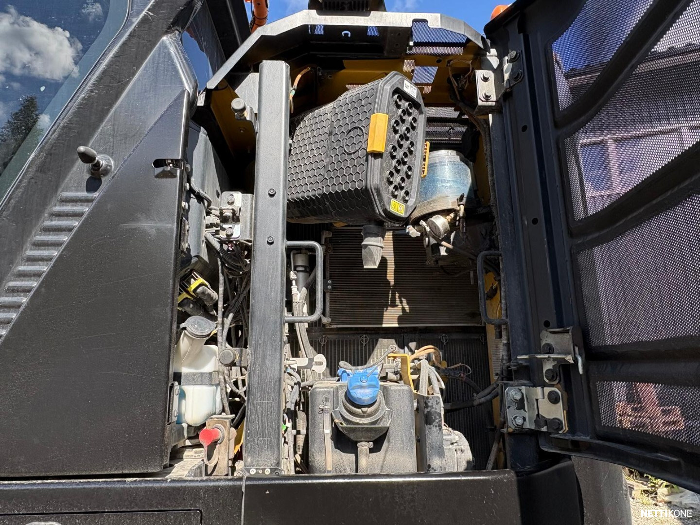 Caterpillar 325 215 000 alv 0 % *Rahoitus/Leasing tarjolla* *Novatron 3D* *Rototilt R8+Pihti* *3-kauhaa* 2023 - Image 11