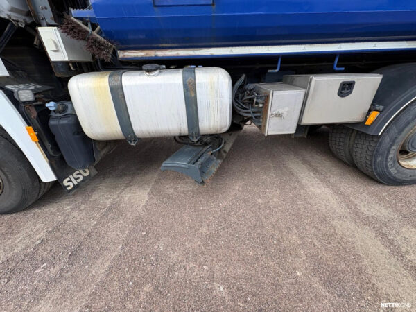 Sisu MYYTY!!!Sisu Polar 625 Works 8x4*4 CK 16M K-KKA-8X4/425+137+136 *Rahoitus/Leasing tarjolla* 2015 - Image 11