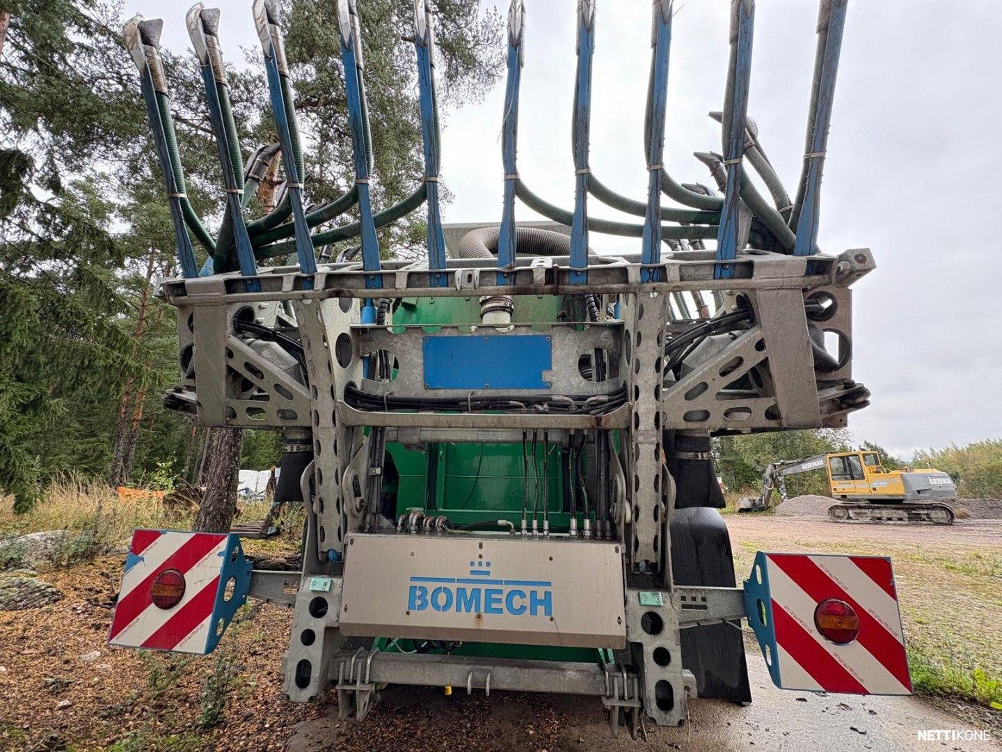 Agronic 20m3 Sivukuormain Bomech veitsimultain 79 000 alv 0 % *Rahoitus/Leasing tarjolla* 2015 - Image 7