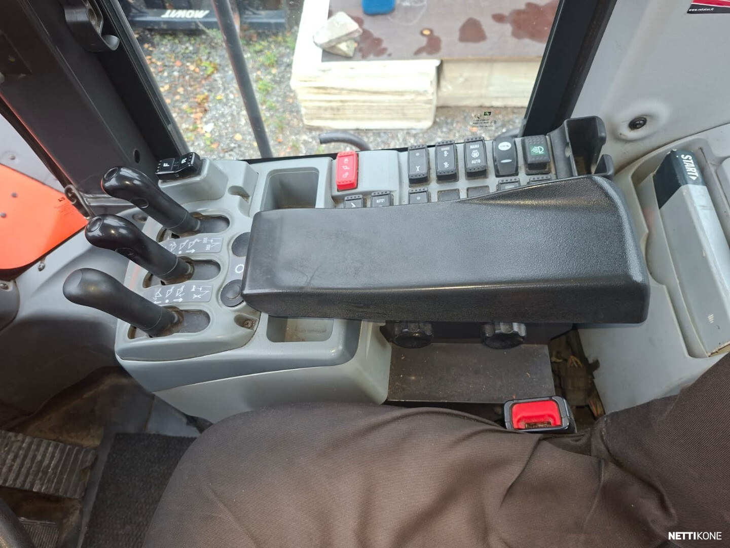 Hitachi ZW 310-6 120 000 alv 0 % *Rahoitus/Leasing tarjolla* *Huippu siisti* *Vain 6129h* *V-kauha Maakasi* *Vaaka* 2019 - Image 16