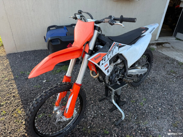 KTM 250 SX-F 2023 - Image 4