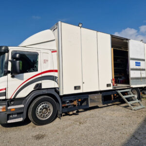 Scania P 230 Huoltoauto ruokailutilalla 17 000 alv 0 % *Lämmin kahvi/ruokailutila* *Rahoitus tarjolla* 2008