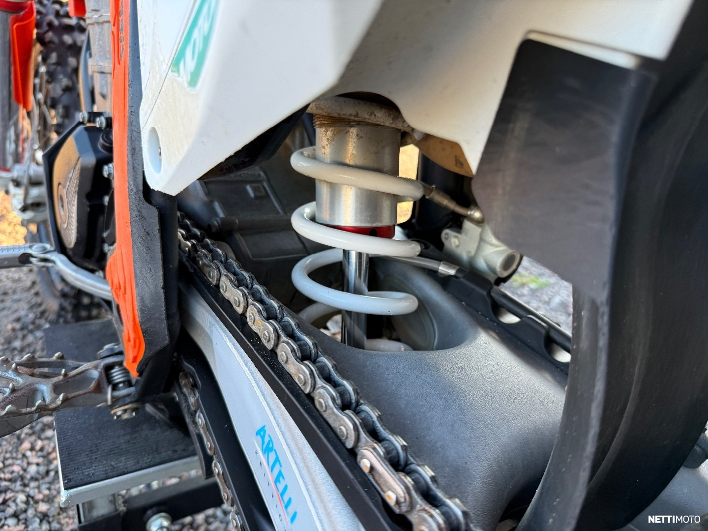 KTM 450 SX-F 2023 - Image 18