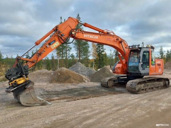 Hitachi ZX 225 USRLC MYYTY!! *Rahoitus/Leasing tarjolla* *Engcon+pihti* *3kauhaa* 2004