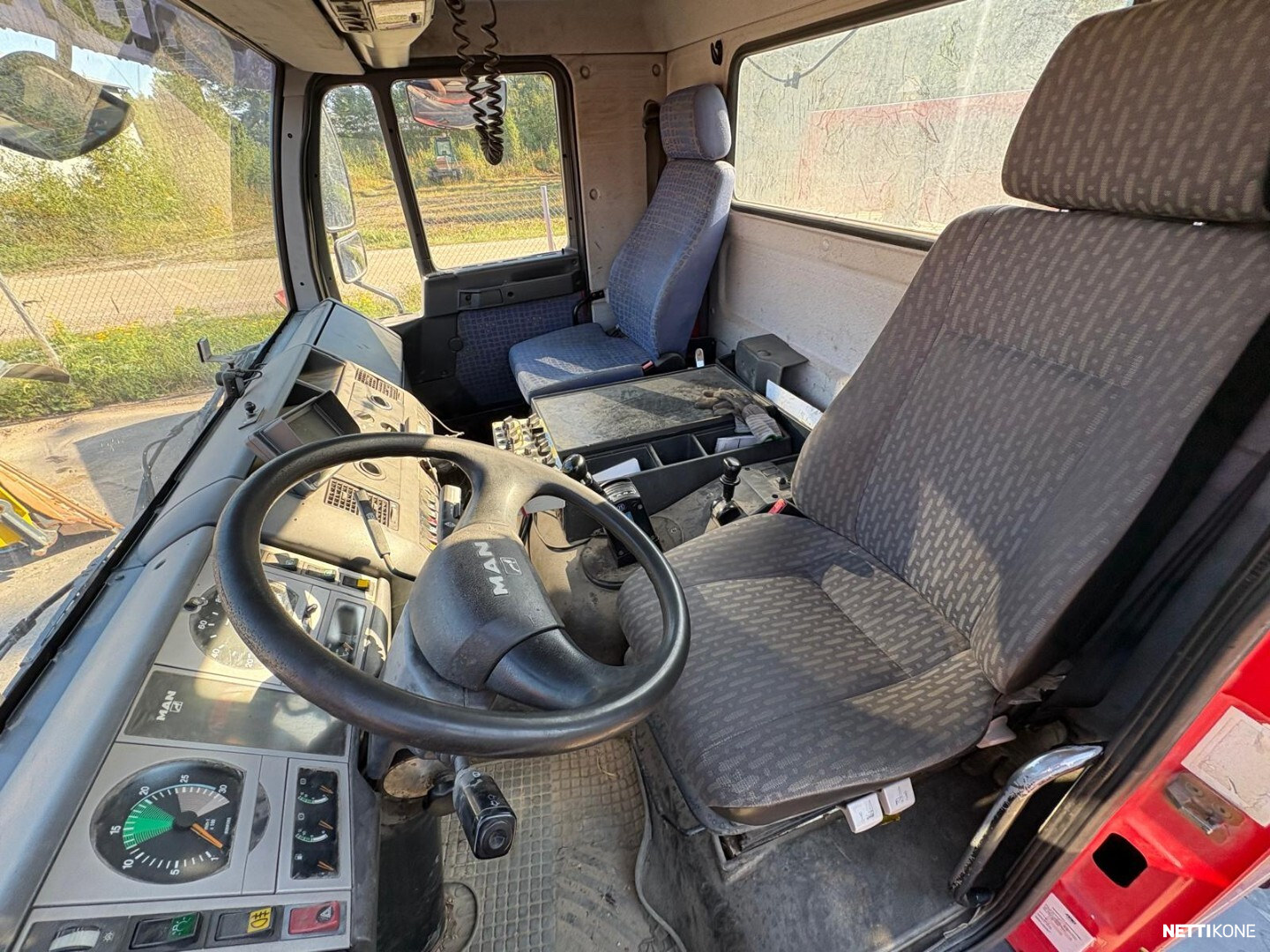 MAN LE 280 B 4x4 19 000 alv 0 % *Rahoitus tarjolla* 2001 - Image 16