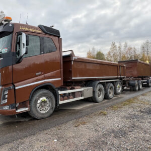 0a55d3ff841e61f6-large.jpg Volvo FH16 750, EURO 6, 8x4, Siisti yhdistelmä 99900,00 € *Rahoitus / Leasing* 2015