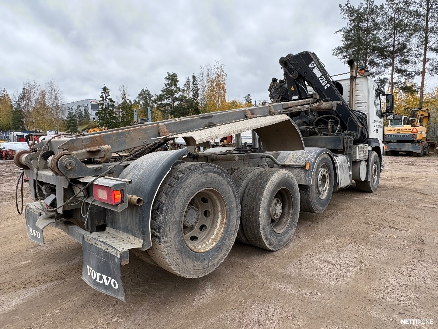 Volvo FM 420 8x4 Vaijerilaite + HIAB 220 C-4 nosturi Kauppaan kuuluu konelava ja roskalava 2002 - Image 6
