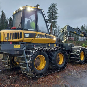 2b16925b8dbb9c41-large.jpg Ponsse FOX 63 000 alv 0 % *Rahoitus/Leasing tarjolla* *Kattavasti kunnostettu Ponssella 2023-2025* 2010