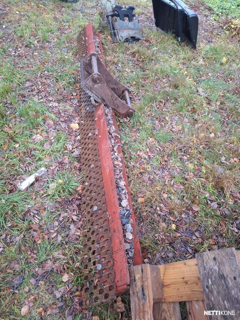 Lännen 880S 29.000€alv0 RAHOITUS/LEASING TARJOLLA! ENGCON* LUISKAKAUHA* TRUKKIPIIKIT* KOURA 2003 - Image 13