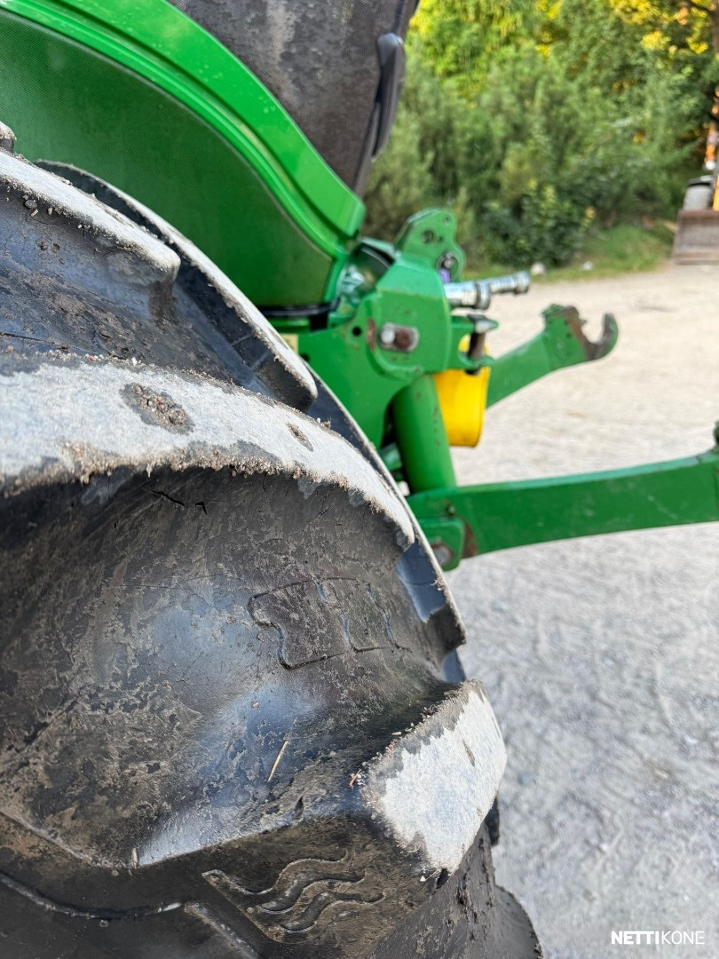 John Deere 6215R 75.000€ ALV0 *RAHOITUS/LEASING TARJOLLA! ETUNOSTOLAITE* ETU PTO* STAGE 4 2017 - Image 16