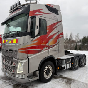 Volvo FH13 45.000€alv0 RAHOITUS/LEASING TARJOLLA! 540 *SIIRTOPÖYTÄ* HYDRAULIIKALLA* SIISTI AUTO 2015