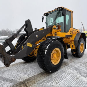 Volvo L70F Siisti kuormaaja 3. ja 4. hydrauliiikka, Hyvät lamellirenkaat 59500,00€ + alv * Rahoitus / Leasing / Vaihto * 2008