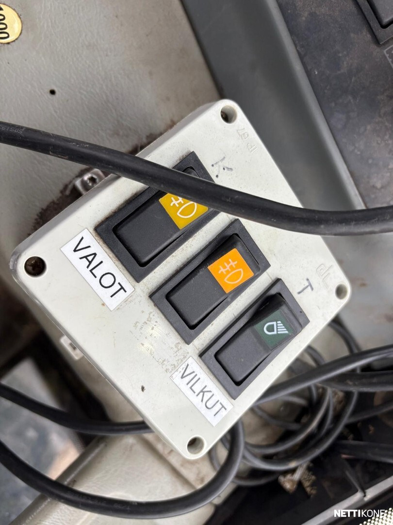 Valtra N 141 Advance 43500€ alv 0 % *Rahoitus/Leasing tarjolla* 2007 - Image 24