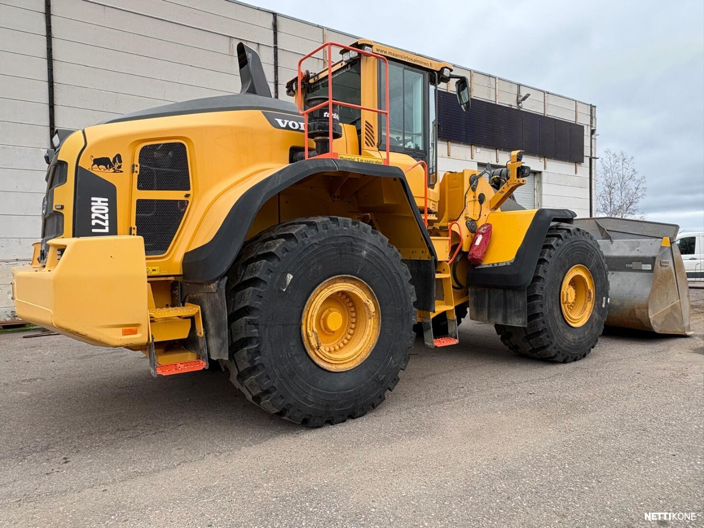 Volvo L 220 H VARATTU !!! 157 000 alv 0 % *Rahoitus/Leasing tarjolla* *Uudet renkaat* *V-kauha* *Vaaka* *1-omistaja* 2017 - Image 4