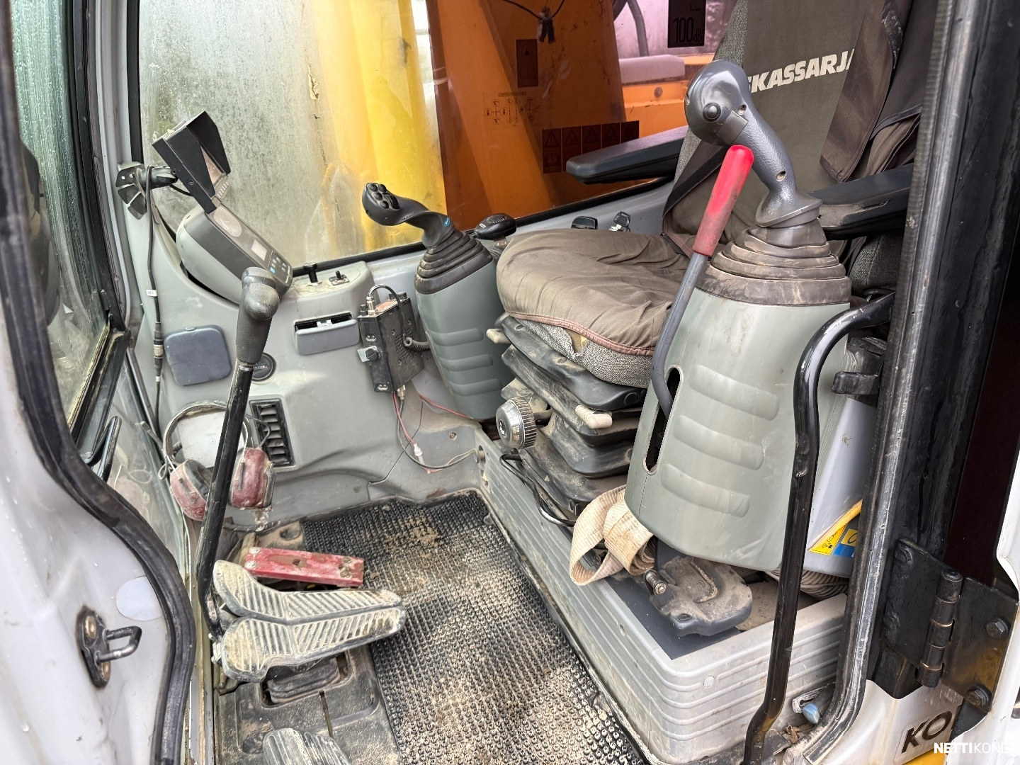 New Holland E135SR-1ES MYYTY !!! 32.000€ RAHOITUS/LEASING TARJOLLA* ENGCON*LUISKAKAUHA 2007 - Image 27