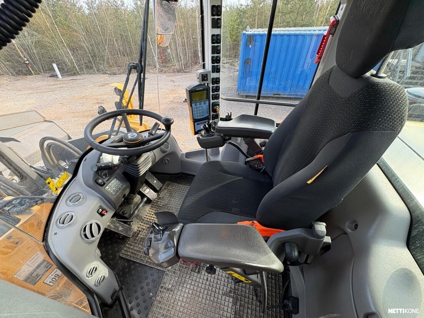 Volvo L 220 H VARATTU !!! 157 000 alv 0 % *Rahoitus/Leasing tarjolla* *Uudet renkaat* *V-kauha* *Vaaka* *1-omistaja* 2017 - Image 15