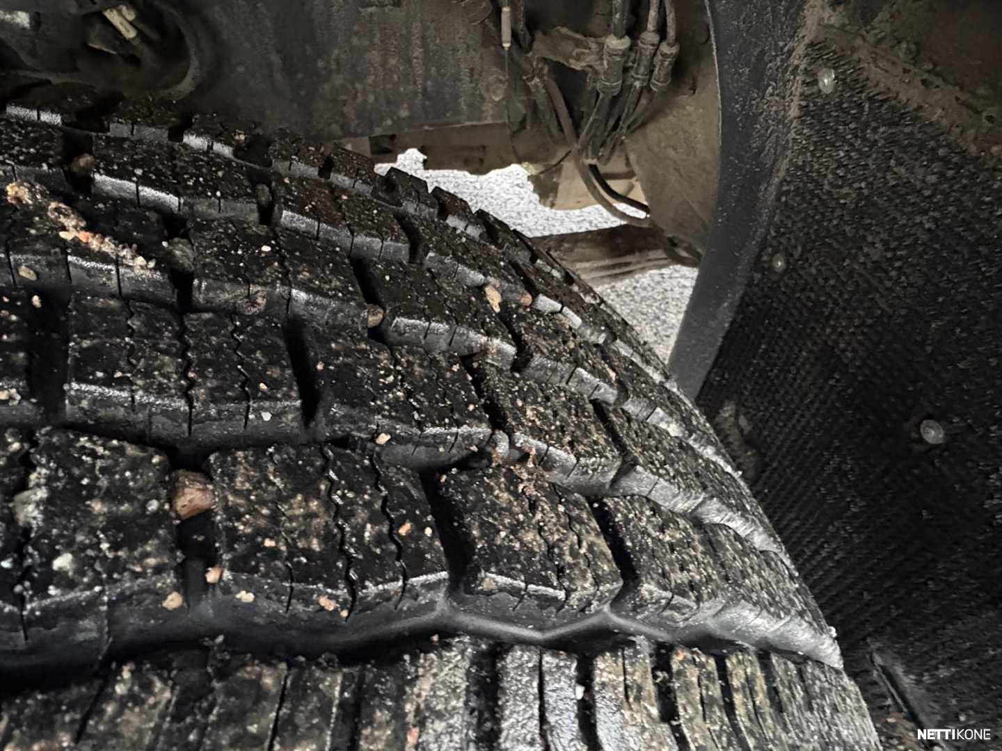 Volvo MYYTY !!FH540 PERÄVAUNU KOME* AURAVARUSTEET* SUOLAKONTTI* SIVUAURA 2018 - Image 27