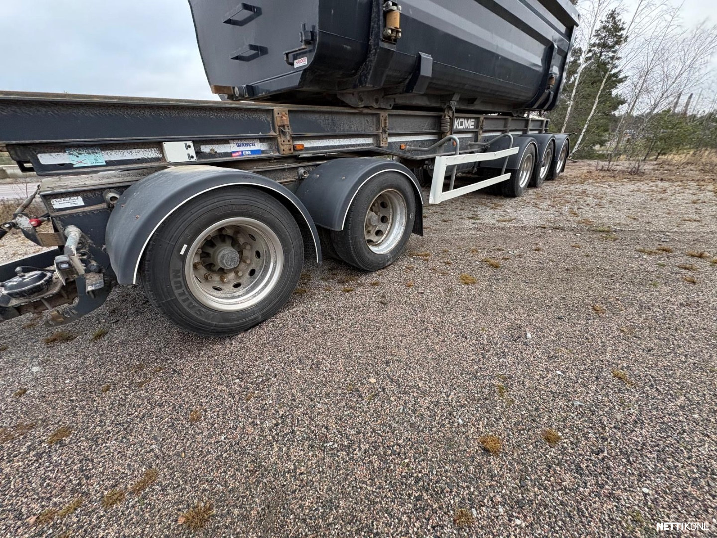 Volvo MYYTY !!FH540 PERÄVAUNU KOME* AURAVARUSTEET* SUOLAKONTTI* SIVUAURA 2018 - Image 26