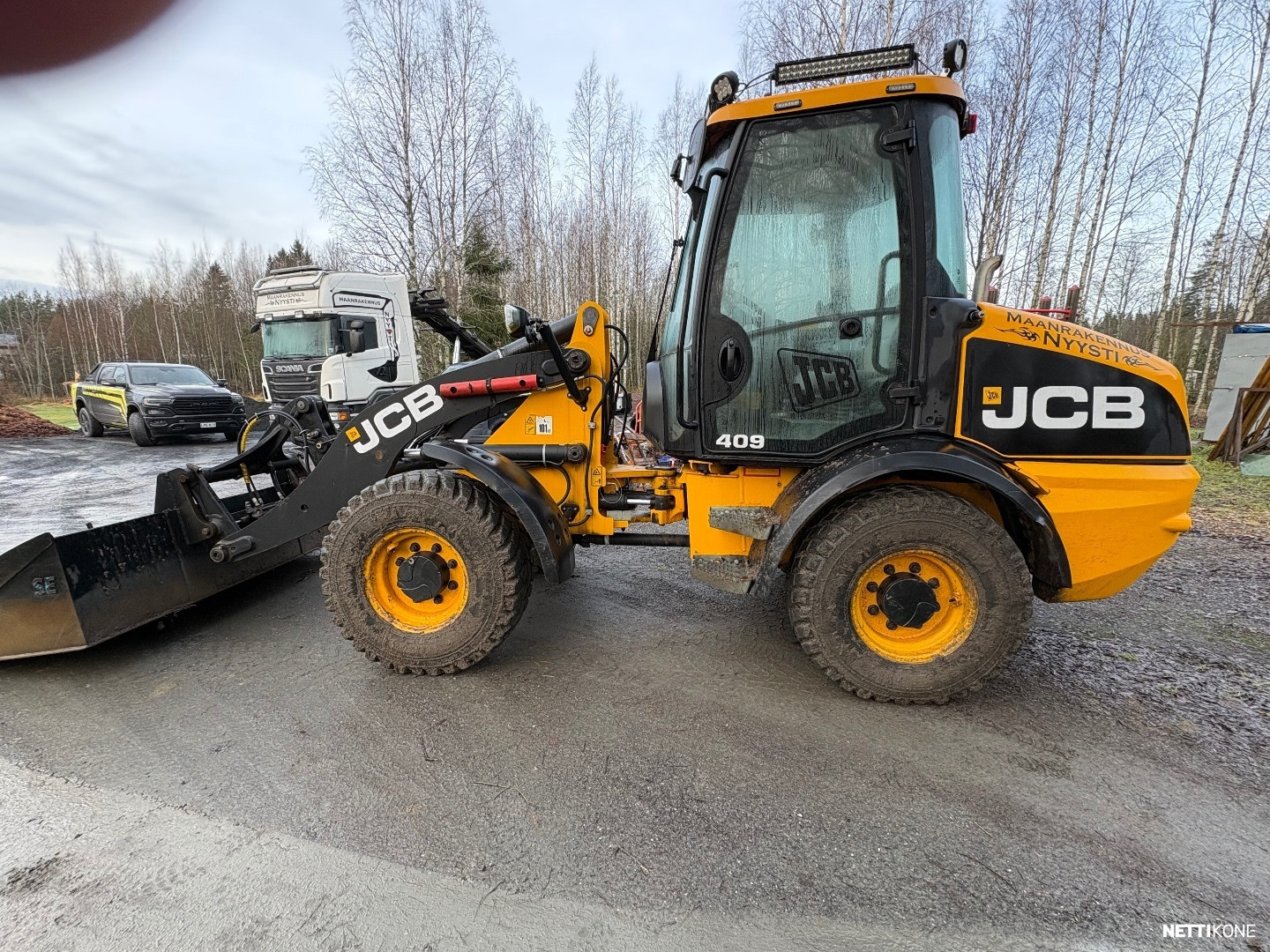 JCB 409 *VAIN 2864h* Nivelaura, kaksi kauhaa saatavilla *Rahoitus / Leasing* *VAIN 2864h* Nivelaura* *kaksi kauhaa saatavilla* 2010 - Image 3