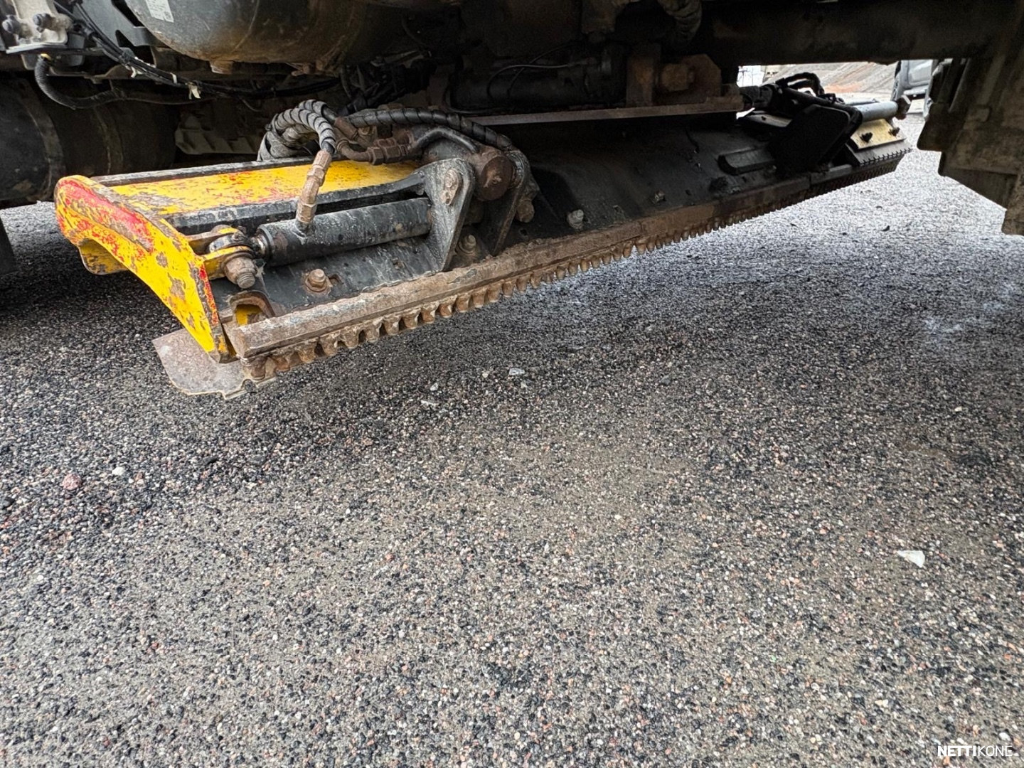 Volvo MYYTY !!FH540 PERÄVAUNU KOME* AURAVARUSTEET* SUOLAKONTTI* SIVUAURA 2018 - Image 14