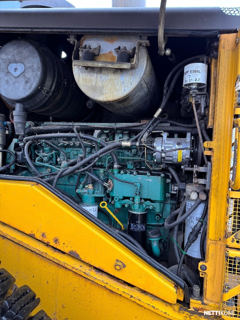 Volvo L 120 F 50.500€ALV0 RAHOITUS/LEASING TARJOLLA! VAAKA* LAMELLI RENKAAT HYVÄT* HUOLLETTU* SIISTI KONE! 2008 - Image 22