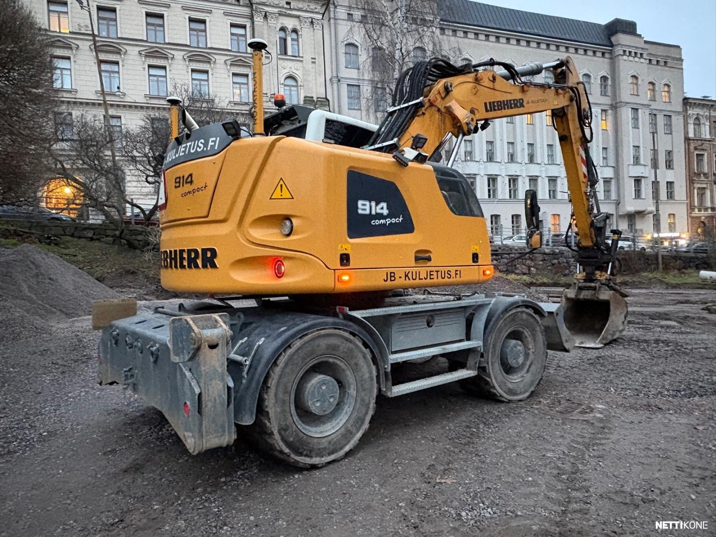 Liebherr A 914 Compact 89.000 €alv0 COMPACT LITRONIC* NOVATRON 3D* ENGCON EC 219*KAUHAT*RAHOITUS* LEASING *SIISTI KONE! 2018 - Image 4