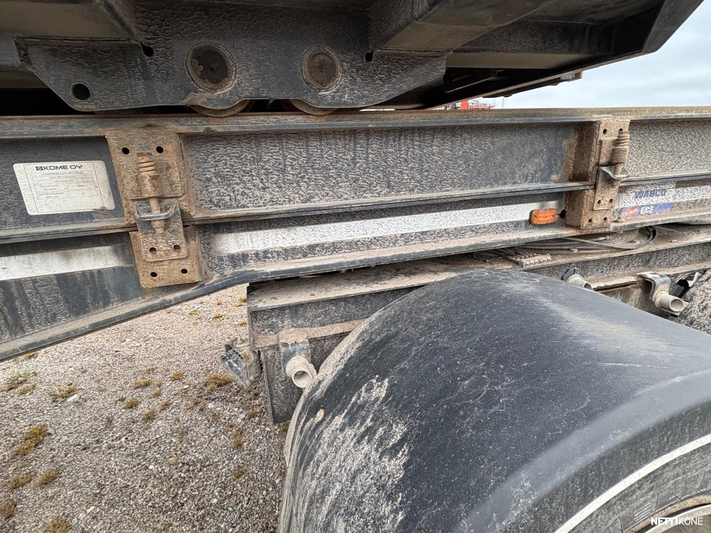 Volvo MYYTY !!FH540 PERÄVAUNU KOME* AURAVARUSTEET* SUOLAKONTTI* SIVUAURA 2018 - Image 16