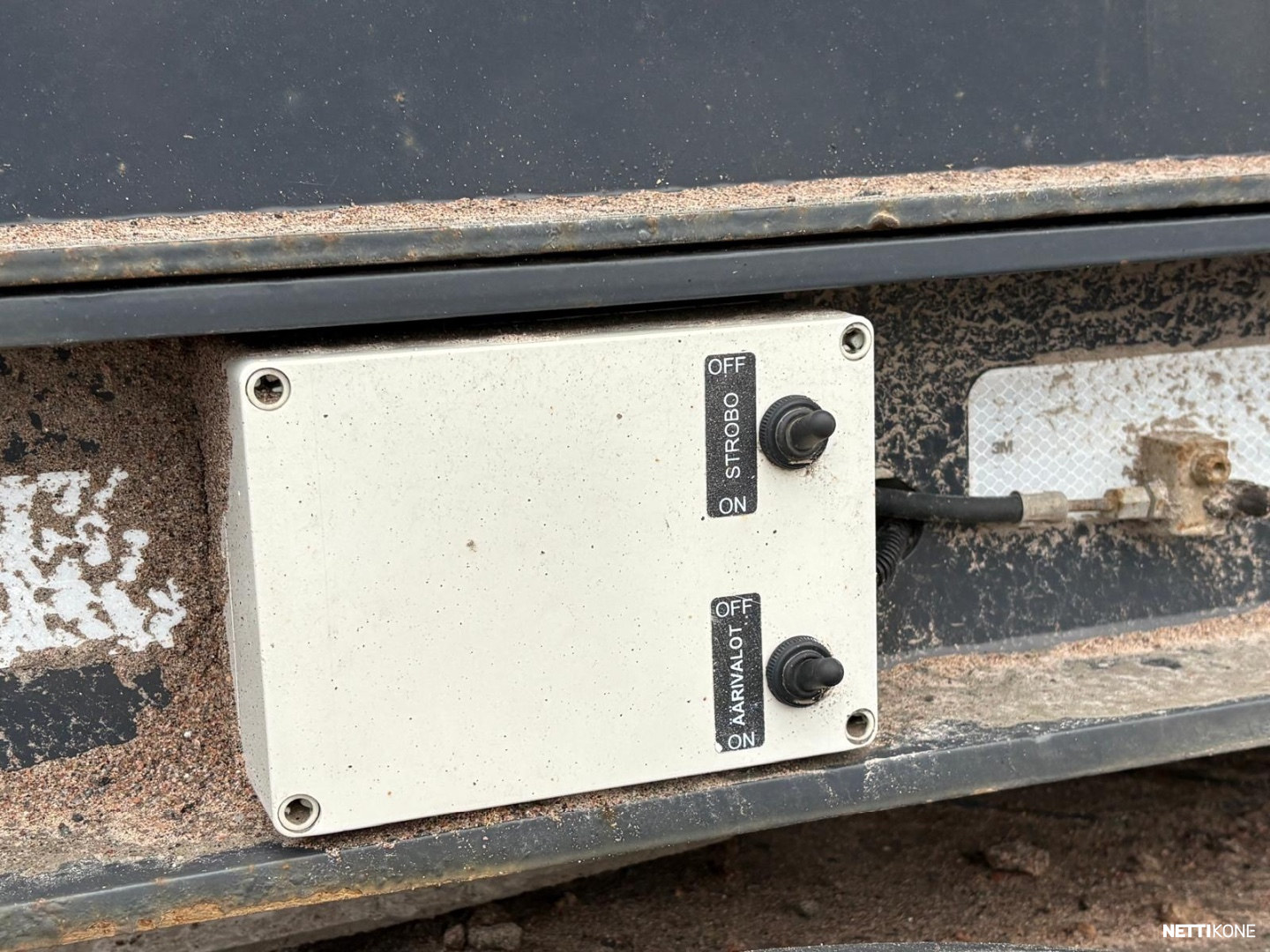 Volvo MYYTY !!FH540 PERÄVAUNU KOME* AURAVARUSTEET* SUOLAKONTTI* SIVUAURA 2018 - Image 21