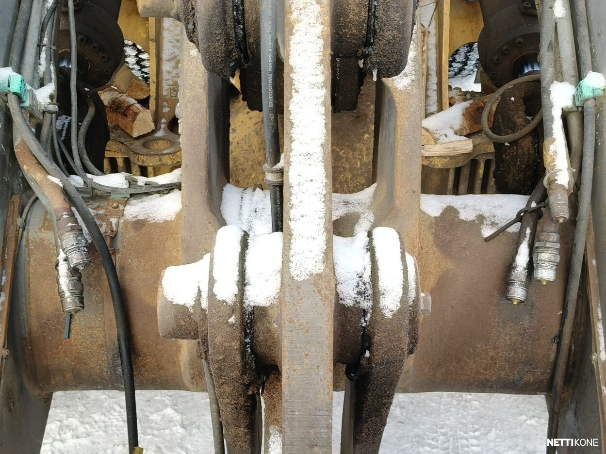 Volvo L 90 C MYYTY/SOLD ! 30500 alv 0 % *VAAKA* *2XRENKAAT* *RASVARI* *LISÄHYDRAULIIKKA* *RAHOITUS TARJOLLA* 1999 - Image 11