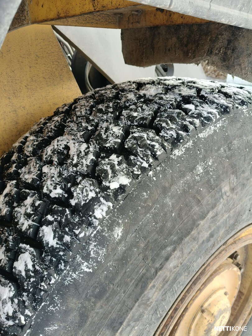 Volvo L 90 C MYYTY/SOLD ! 30500 alv 0 % *VAAKA* *2XRENKAAT* *RASVARI* *LISÄHYDRAULIIKKA* *RAHOITUS TARJOLLA* 1999 - Image 15