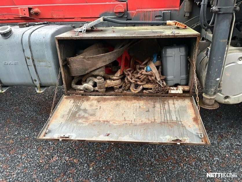 Daf 75 ATi 4x4 Raskas maastohinuri Kaksi vinssiä, kunnon tukitassut, hinauspuomi 1994 - Image 16