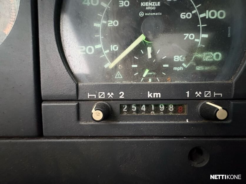 Daf 75 ATi 4x4 Raskas maastohinuri Kaksi vinssiä, kunnon tukitassut, hinauspuomi 1994 - Image 20