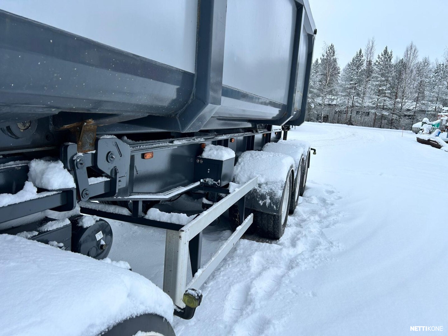 AM MYYTY!! 5-akselinen kasettivaunu. Paripyörät, ELG-kasetti. Paljon kunnostettu. 53900,00 € + alv * Rahoitus / Leasing * 2014 - Image 8