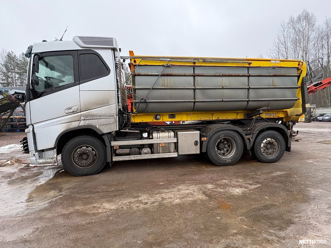 Volvo FH13 540 6x2 vetoauto aurapuskuri + suolainvalmius Euro 6 *29000,00 + alv * Rahoitus / Leasing * 2014 - Image 23