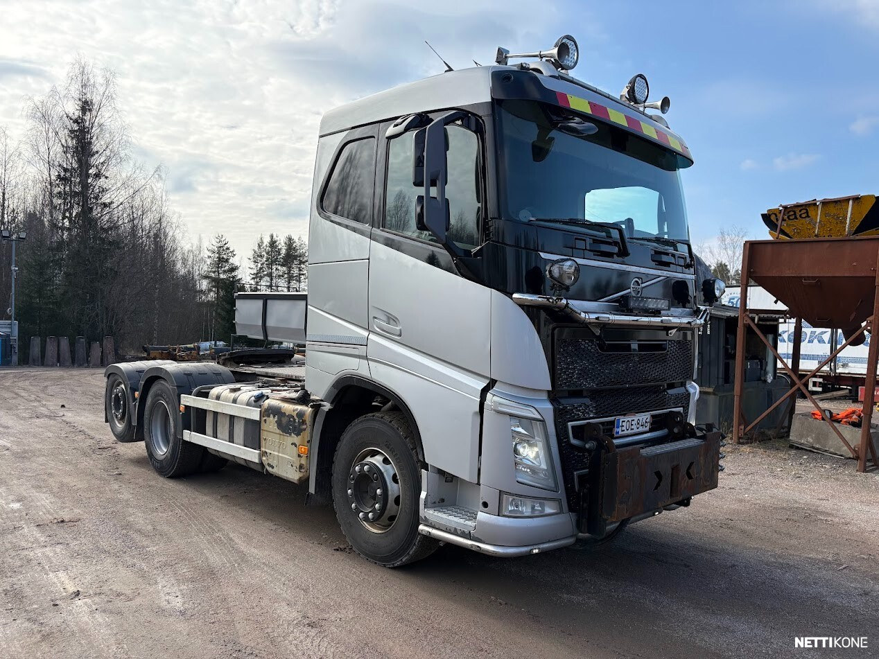 Volvo FH13 540 6x2 vetoauto aurapuskuri + suolainvalmius Euro 6 *29000,00 + alv * Rahoitus / Leasing * 2014 - Image 3