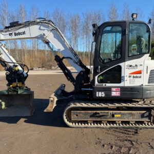 Bobcat E 85 49 000 ALV 0 % *ENGCON+SAKSET* *LUISKAKAUHA* *RASVARI* *WEBASTO* *RAHOITUS TARJOLLA* 2017