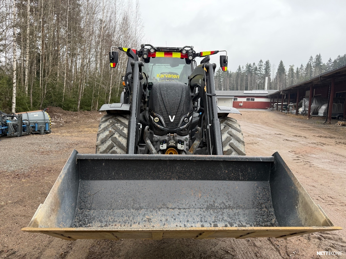 Valtra T175EV 125.000€ALV0 ETUKUORMAAJA* ETU PTO* HUIPPUVARUSTEET* RAHOITUS/LEASING 2024 - Image 5