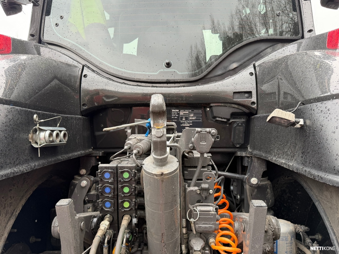 Valtra T175EV 125.000€ALV0 ETUKUORMAAJA* ETU PTO* HUIPPUVARUSTEET* RAHOITUS/LEASING 2024 - Image 17