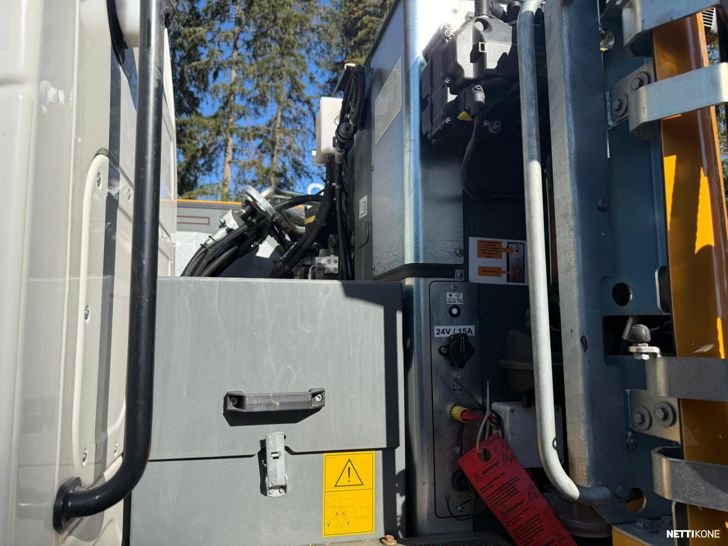 Liebherr R 914 Compact S 125 000 ALV 0 % *VAIN 1124h* *ROTOTILT+SAKSET* *LUISKAKAUHA* *1-OMISTAJA* *RAHOITUS TARJOLLA* 2022 - Image 14