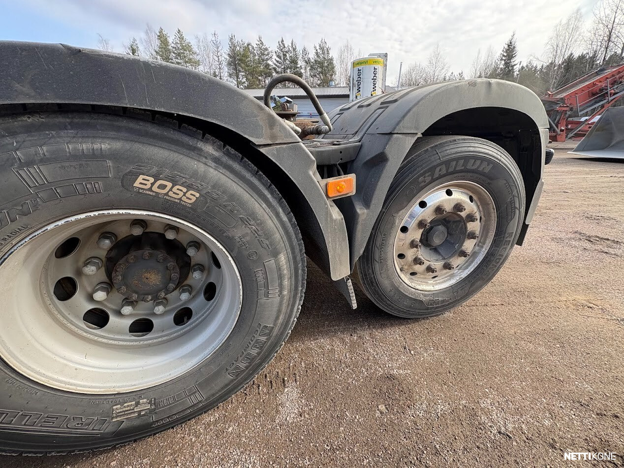 Volvo FH13 540 6x2 vetoauto aurapuskuri + suolainvalmius Euro 6 *29000,00 + alv * Rahoitus / Leasing * 2014 - Image 14